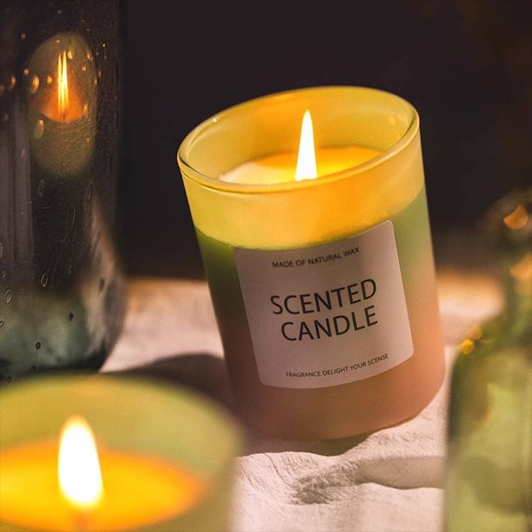Luxury Rattan Stick Aroma Set Handmade Soy Wax Scented Candle Gift for Family for Christmas and Air Freshening