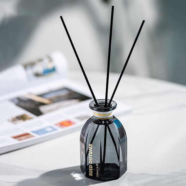 Luxury Home Decoration Reed Diffuser Set Design Natural Scented Candles Wholesale Reed Diffuser