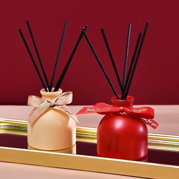 Luxury Flameless Reed Diffuser Natural Scent Fiber Stick Wholesale Luxury Home Reed Diffuser Set
