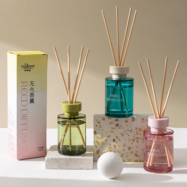 High Quality Low MOQ Cheap Reed Diffuser Floral Eco Friendly Liquid Aroma Glass Reed Diffusers